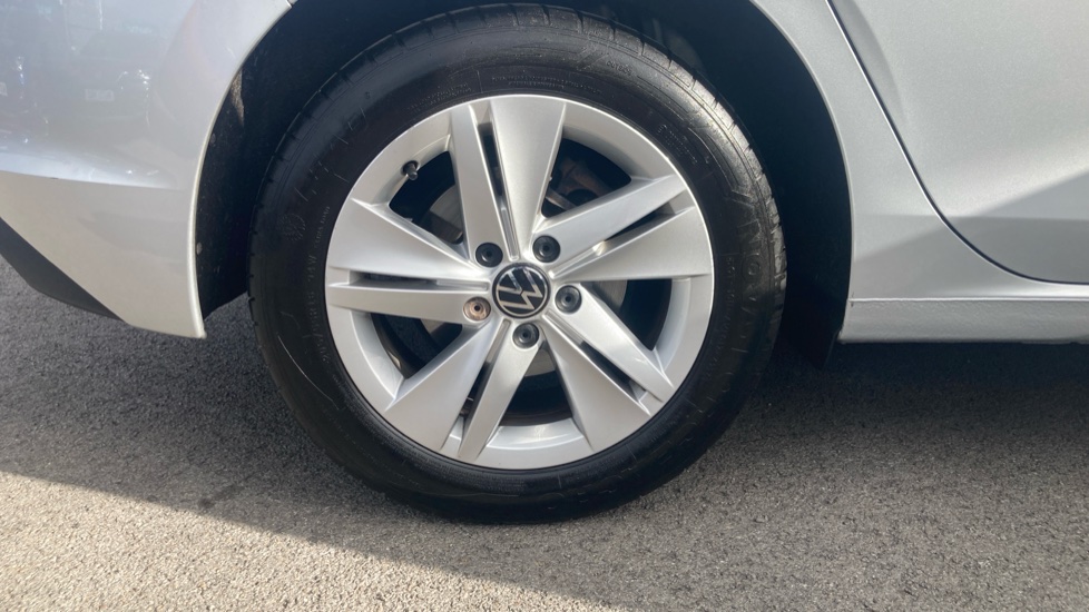 Volkswagen Golf 1.5 TSI Life 5dr Petrol Hatchback - Image 24