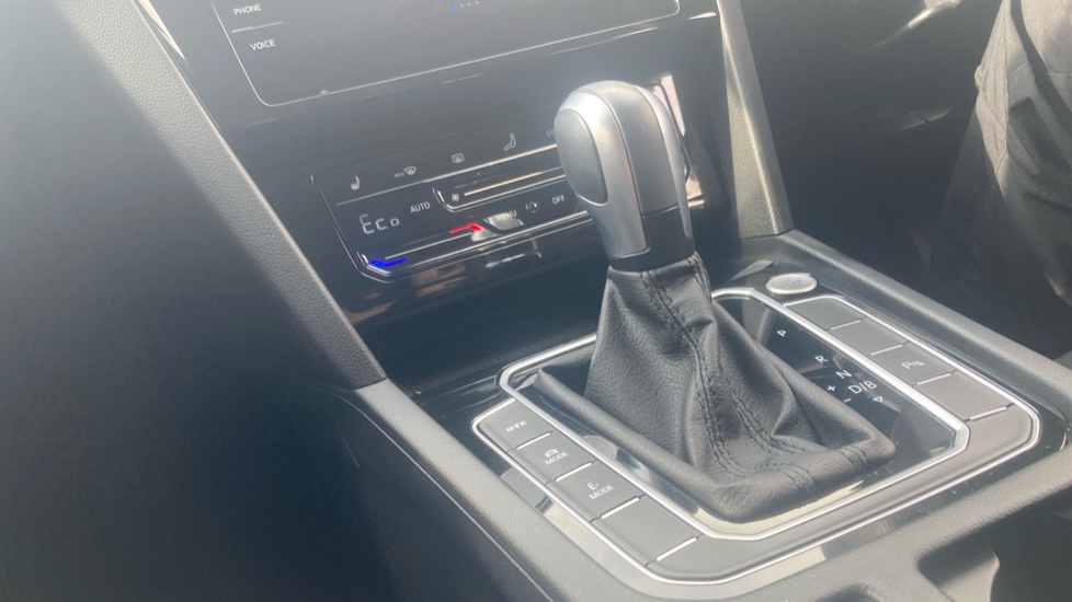 Volkswagen Passat 1.4 TSI PHEV GTE 5dr DSG Estate - Image 13