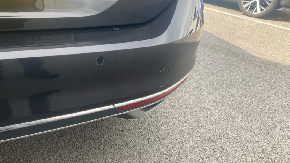 Volkswagen Passat 1.4 TSI PHEV GTE 5dr DSG Estate - Image 27