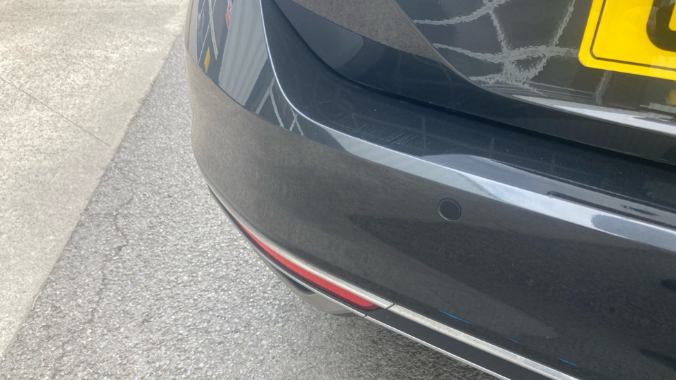 Volkswagen Passat 1.4 TSI PHEV GTE 5dr DSG Estate - Image 28