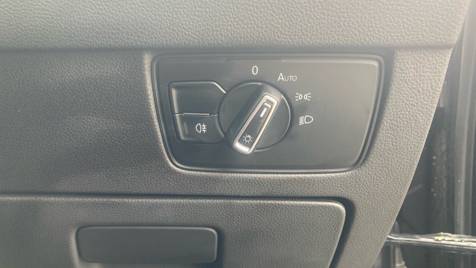 Volkswagen Passat 1.4 TSI PHEV GTE 5dr DSG Estate - Image 40