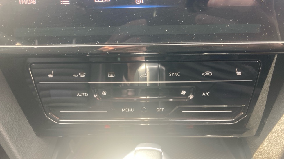 Volkswagen Passat 1.4 TSI PHEV GTE 5dr DSG Estate - Image 48