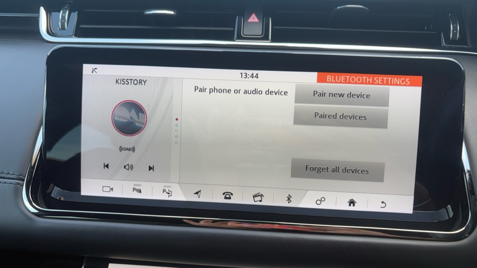 Land Rover Range Rover Evoque 2.0 D180 R-Dynamic HSE 5dr Auto Diesel Hatchback - Image 35