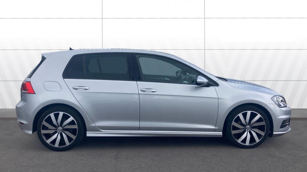Volkswagen Golf 2.0 TDI R-Line Edition 5dr DSG Diesel Hatchback - Image 5