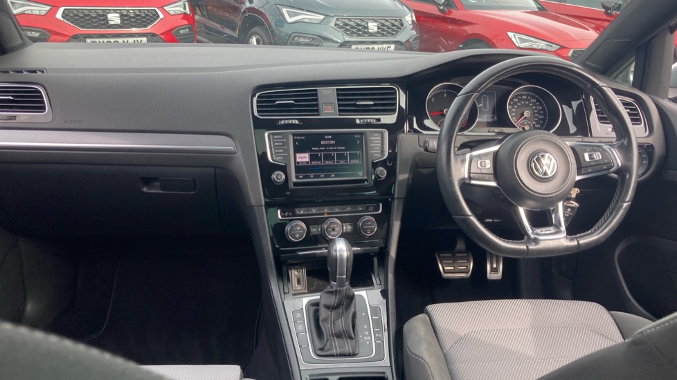Volkswagen Golf 2.0 TDI R-Line Edition 5dr DSG Diesel Hatchback - Image 10