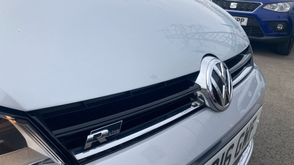 Volkswagen Golf 2.0 TDI R-Line Edition 5dr DSG Diesel Hatchback - Image 30