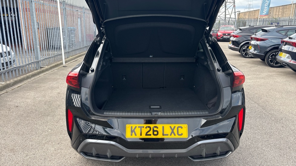 CUPRA Terramar 1.5 eTSI 150 V1 5dr DSG Petrol Hatchback - Image 4