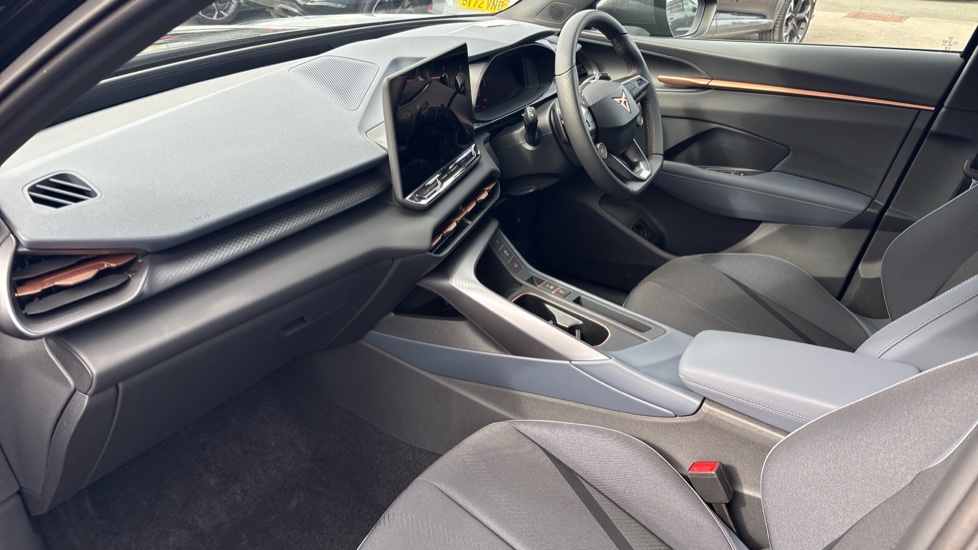 CUPRA Terramar 1.5 eTSI 150 V1 5dr DSG Petrol Hatchback - Image 9