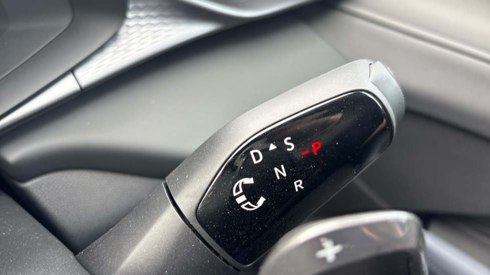 CUPRA Terramar 1.5 eTSI 150 V1 5dr DSG Petrol Hatchback - Image 22