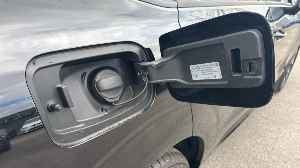 CUPRA Terramar 1.5 eTSI 150 V1 5dr DSG Petrol Hatchback - Image 34