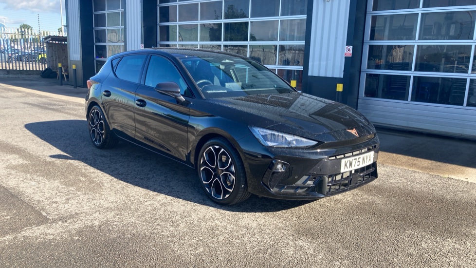 CUPRA Leon 1.5 eTSI 150 V2 5dr DSG Petrol Hatchback - Image 31