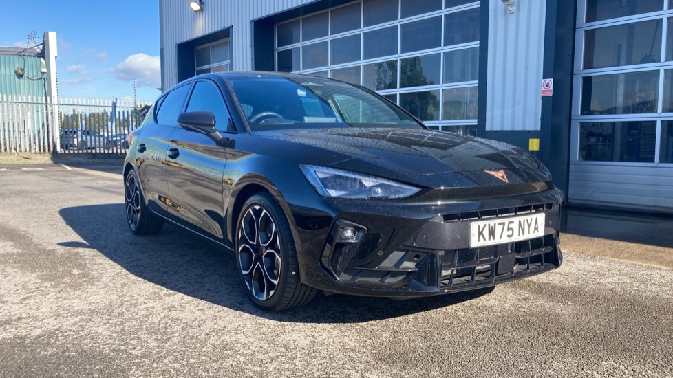 CUPRA Leon 1.5 eTSI 150 V2 5dr DSG Petrol Hatchback - Image 36