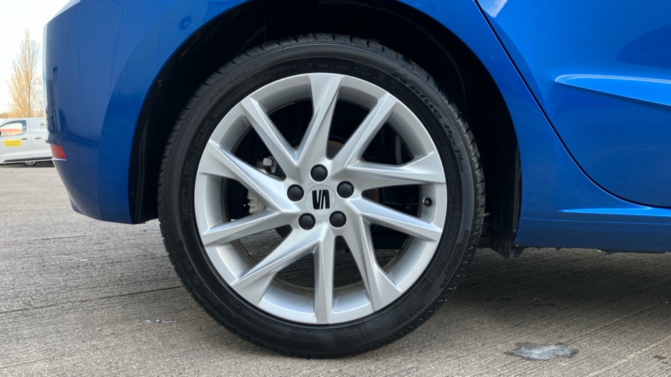 SEAT Ibiza 1.0 TSI 115 FR 5dr DSG Petrol Hatchback - Image 7