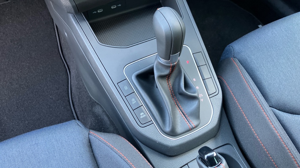 SEAT Ibiza 1.0 TSI 115 FR 5dr DSG Petrol Hatchback - Image 13