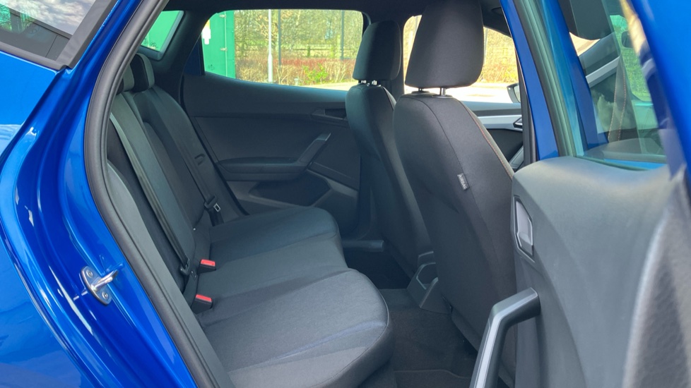 SEAT Ibiza 1.0 TSI 115 FR 5dr DSG Petrol Hatchback - Image 33
