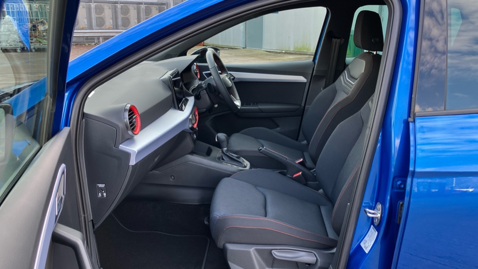 SEAT Ibiza 1.0 TSI 115 FR 5dr DSG Petrol Hatchback - Image 38