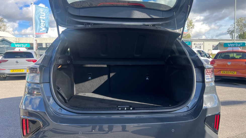Kia Ceed 1.5T GDi ISG GT-Line 5dr Petrol Hatchback - Image 4