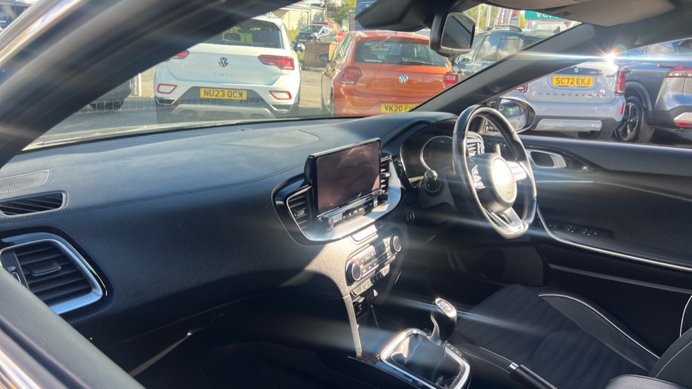 Kia Ceed 1.5T GDi ISG GT-Line 5dr Petrol Hatchback - Image 9