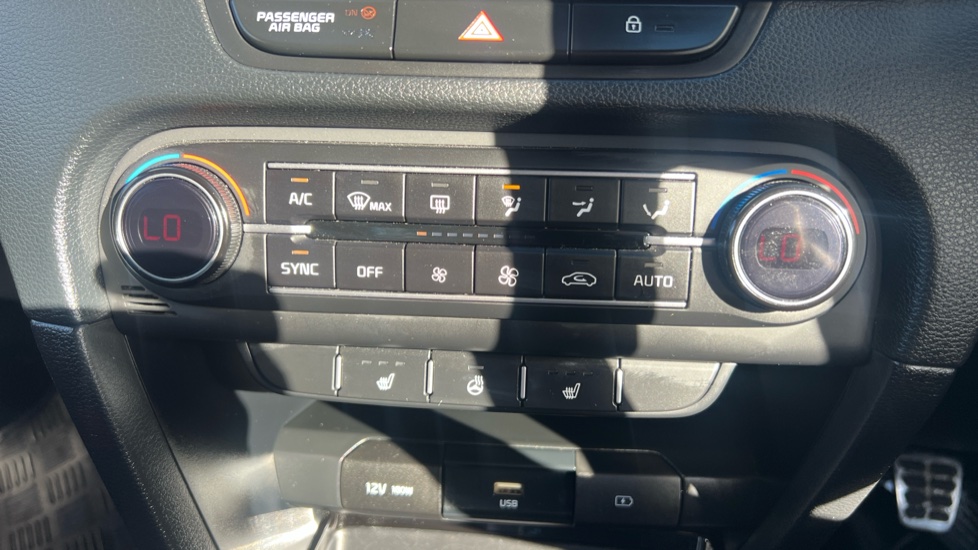Kia Ceed 1.5T GDi ISG GT-Line 5dr Petrol Hatchback - Image 21