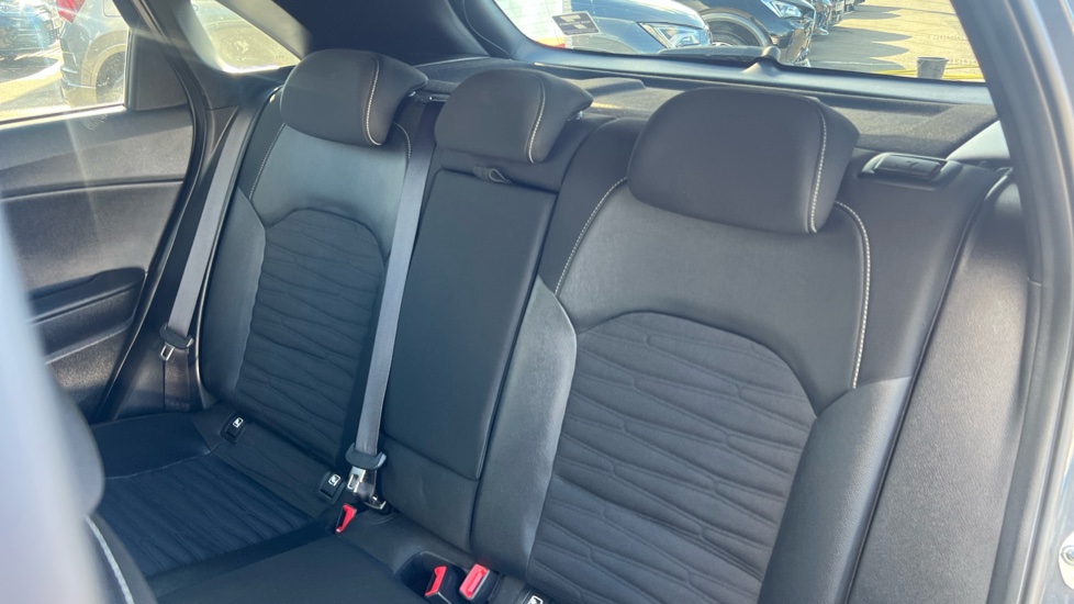 Kia Ceed 1.5T GDi ISG GT-Line 5dr Petrol Hatchback - Image 41