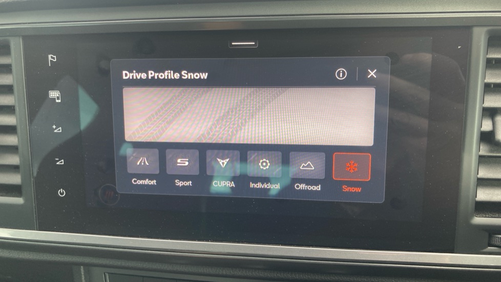 CUPRA Ateca 2.0 TSI VZ1 5dr DSG 4Drive Petrol Estate - Image 43
