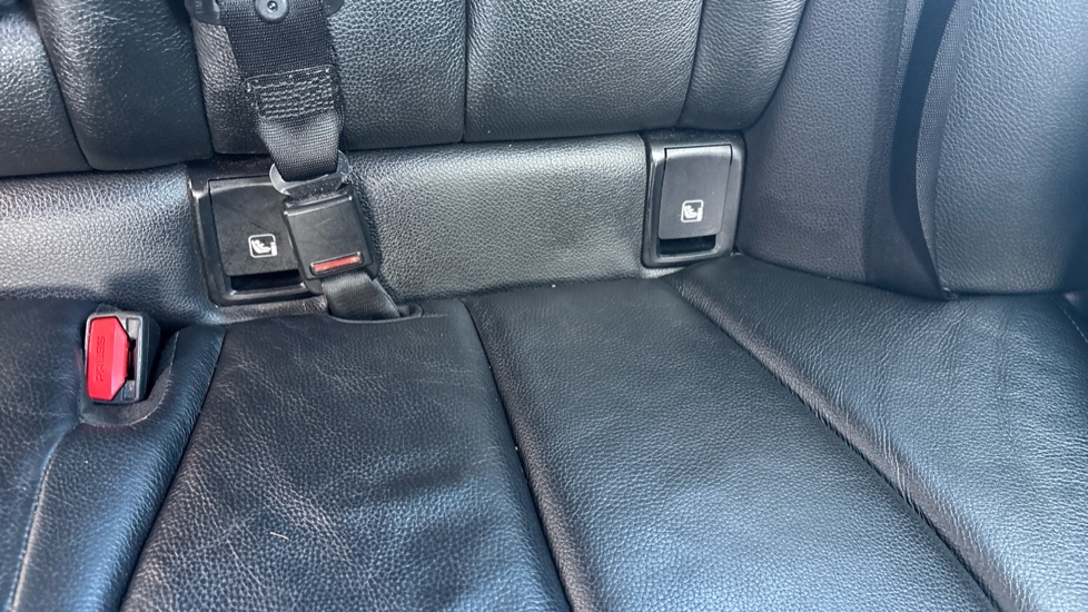 BMW 2 Series 218i M Sport 4dr Petrol Saloon - Image 34
