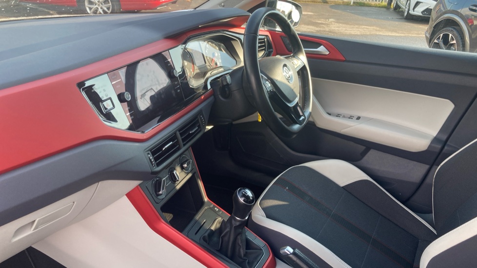 Volkswagen Polo 1.0 EVO Beats 5dr Petrol Hatchback - Image 9