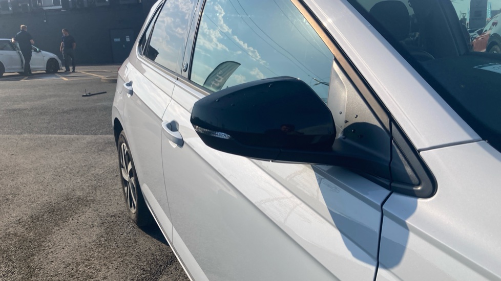 Volkswagen Polo 1.0 EVO Beats 5dr Petrol Hatchback - Image 27