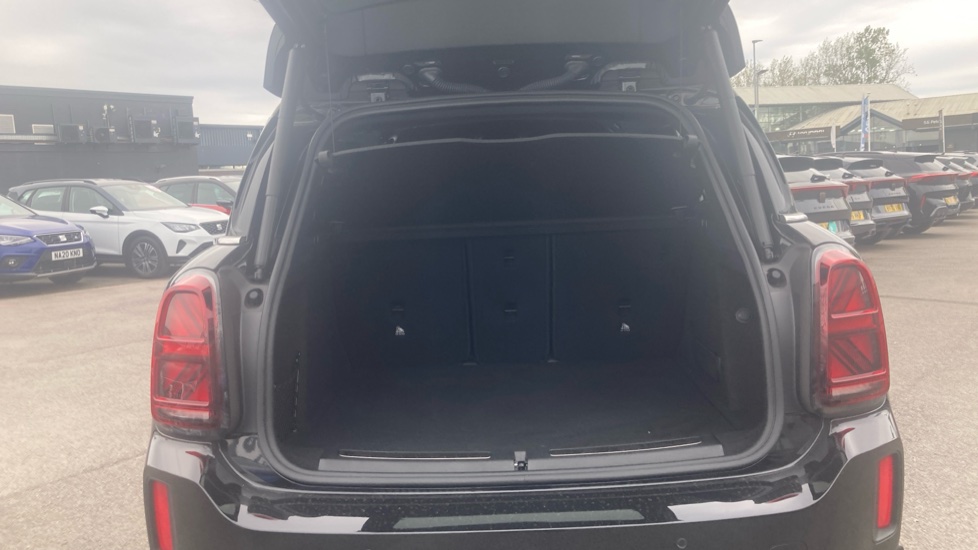 MINI Countryman 1.5 Cooper Shadow Edition 5dr Auto Petrol Hatchback - Image 4