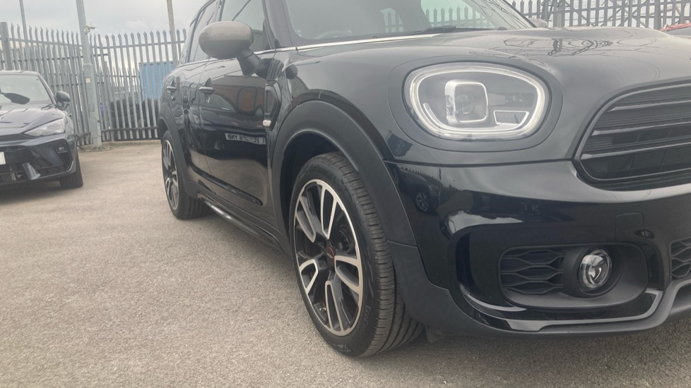 MINI Countryman 1.5 Cooper Shadow Edition 5dr Auto Petrol Hatchback - Image 27
