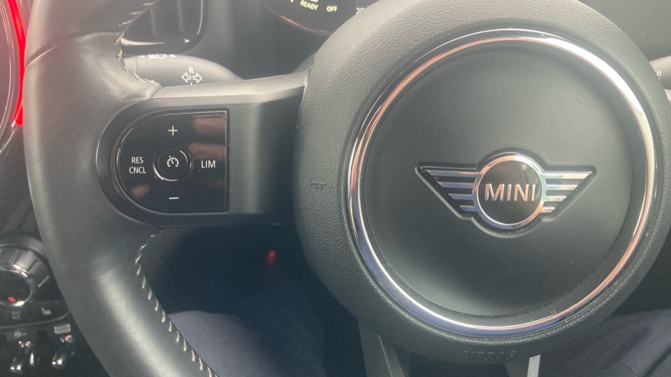 MINI Countryman 1.5 Cooper Shadow Edition 5dr Auto Petrol Hatchback - Image 32