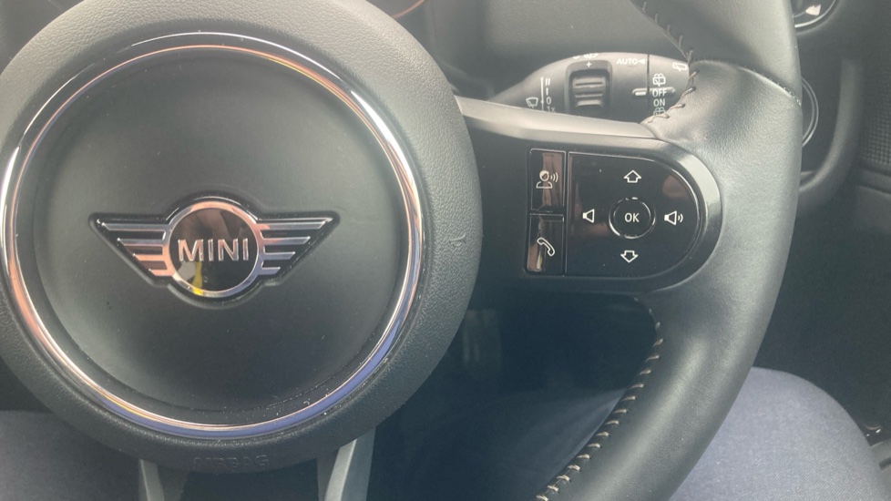 MINI Countryman 1.5 Cooper Shadow Edition 5dr Auto Petrol Hatchback - Image 33