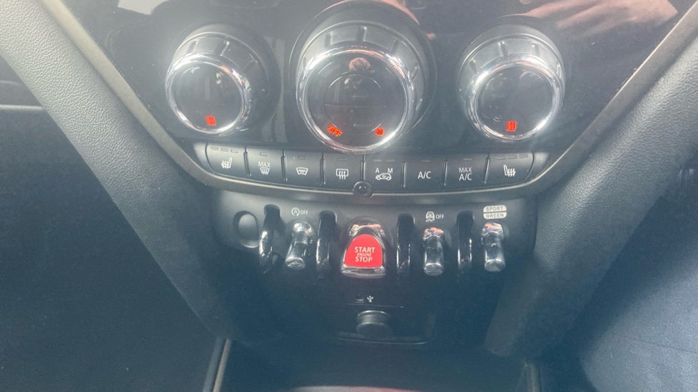 MINI Countryman 1.5 Cooper Shadow Edition 5dr Auto Petrol Hatchback - Image 37