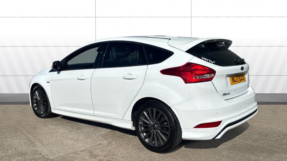 Ford Focus 1.5 TDCi 120 ST-Line 5dr Diesel Hatchback - Image 2