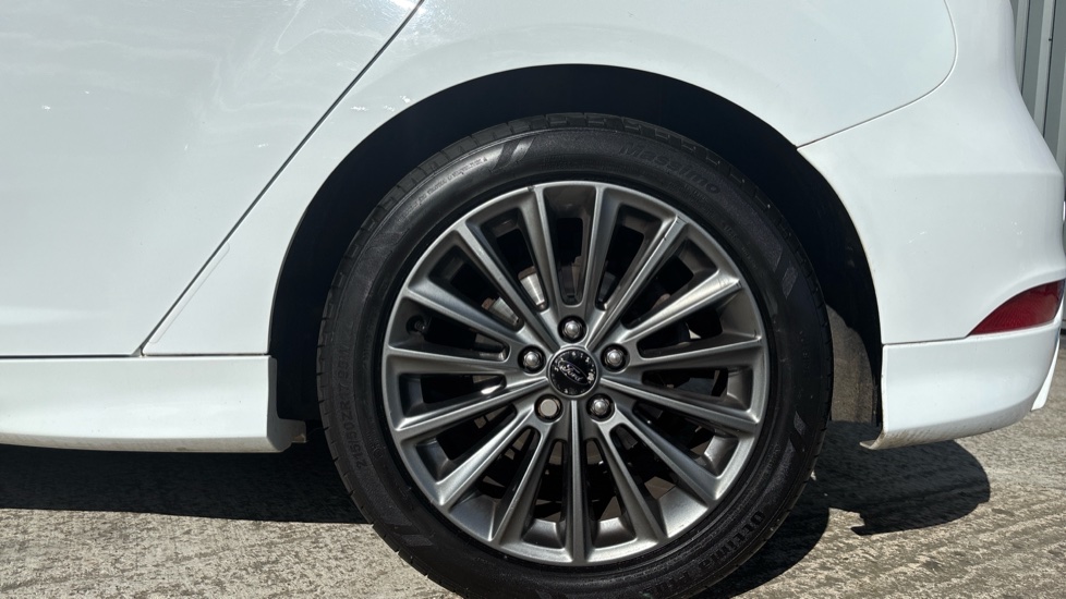 Ford Focus 1.5 TDCi 120 ST-Line 5dr Diesel Hatchback - Image 7