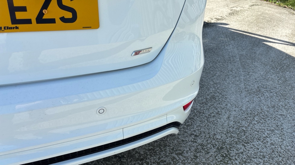 Ford Focus 1.5 TDCi 120 ST-Line 5dr Diesel Hatchback - Image 22