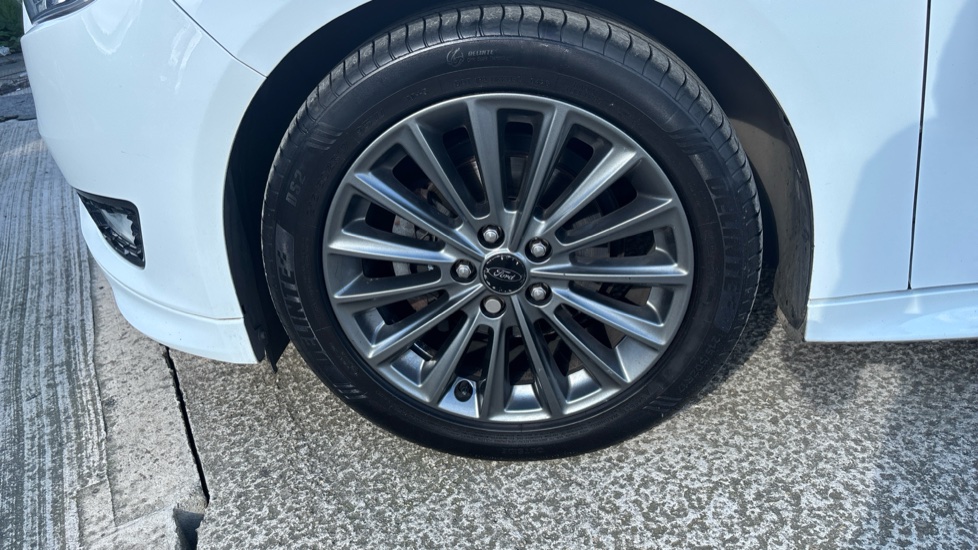 Ford Focus 1.5 TDCi 120 ST-Line 5dr Diesel Hatchback - Image 31
