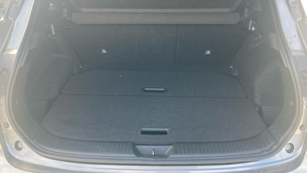 Nissan Qashqai 1.3 DiG-T MH N-Connecta 5dr Petrol Hatchback - Image 25