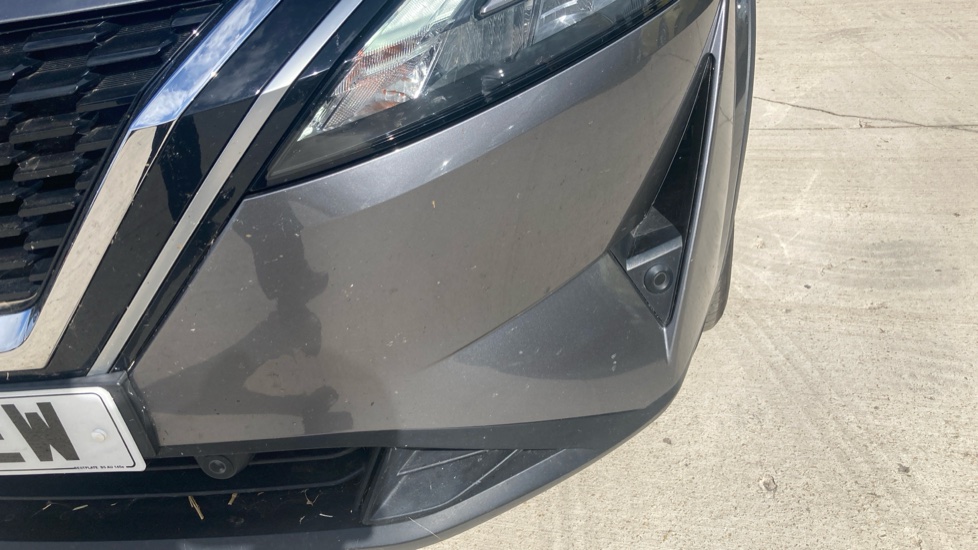 Nissan Qashqai 1.3 DiG-T MH N-Connecta 5dr Petrol Hatchback - Image 37