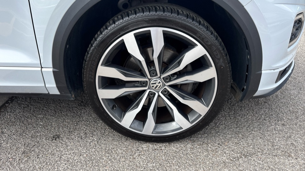 Volkswagen T-Roc 1.5 TSI EVO R-Line 5dr Petrol Hatchback - Image 37