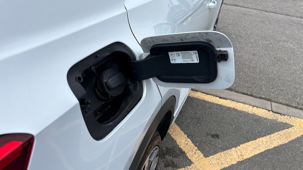 Volkswagen T-Roc 1.5 TSI EVO R-Line 5dr Petrol Hatchback - Image 49