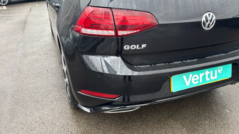 Volkswagen Golf 1.5 TSI EVO 150 R-Line Edition 5dr Petrol Hatchback - Image 36