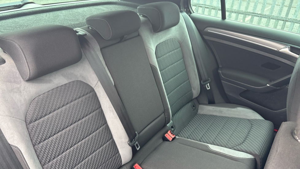 Volkswagen Golf 1.5 TSI EVO 150 R-Line Edition 5dr Petrol Hatchback - Image 42