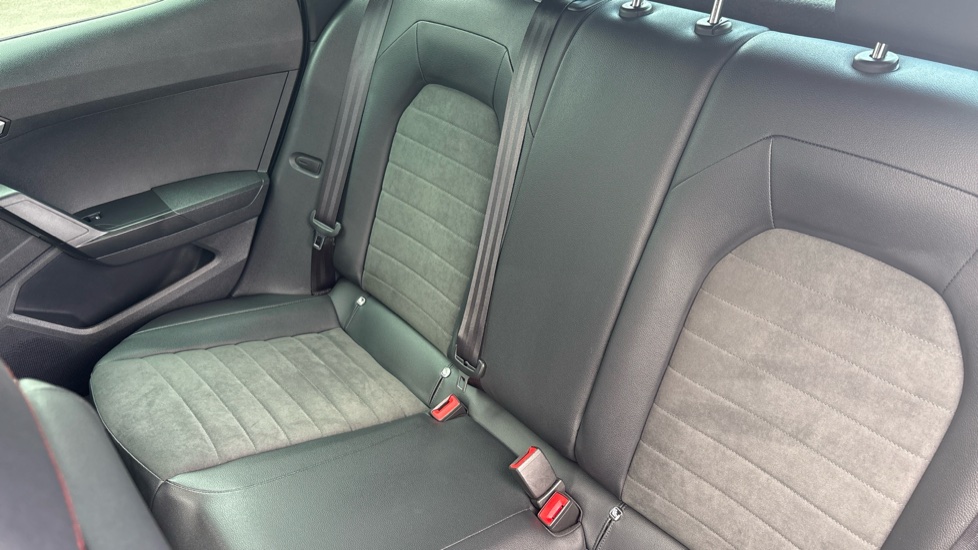 SEAT Arona 1.0 TSI 110 FR Sport 5dr Petrol Hatchback - Image 16