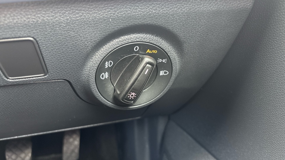 SEAT Arona 1.0 TSI 110 FR Sport 5dr Petrol Hatchback - Image 28