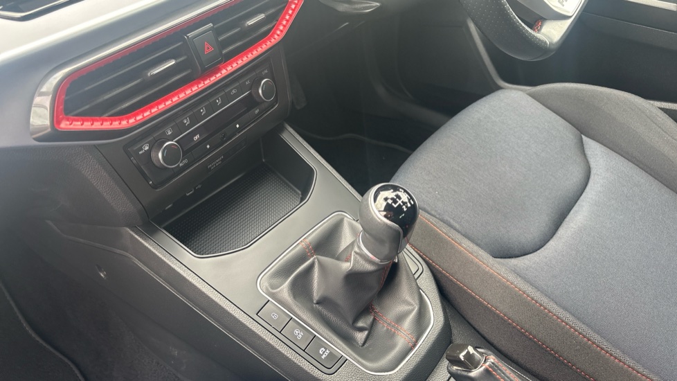 SEAT Ibiza 1.0 TSI 115 FR 5dr Petrol Hatchback - Image 13