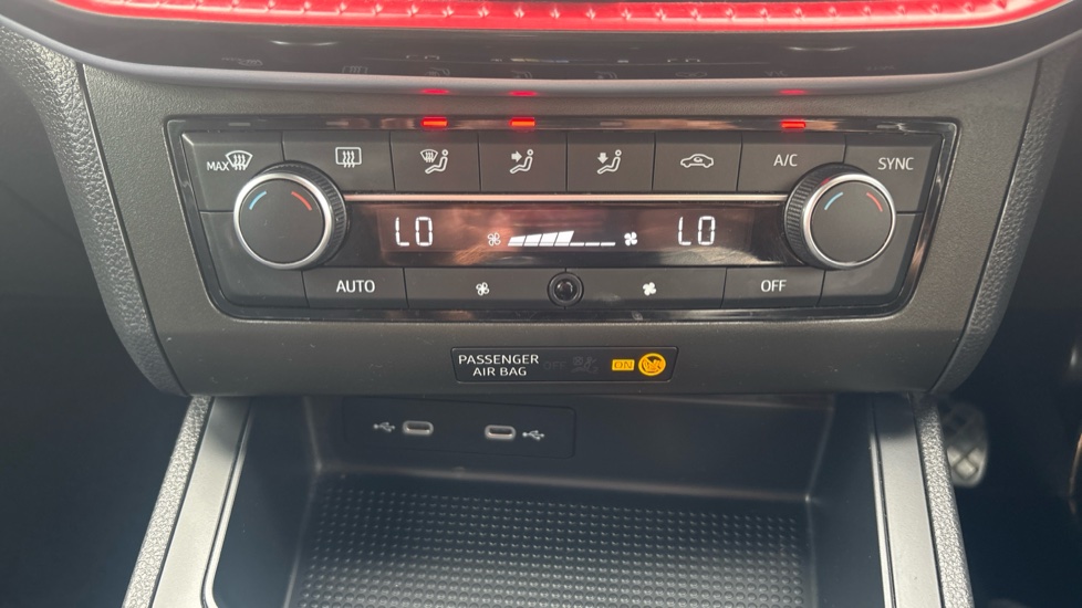 SEAT Ibiza 1.0 TSI 115 FR 5dr Petrol Hatchback - Image 35