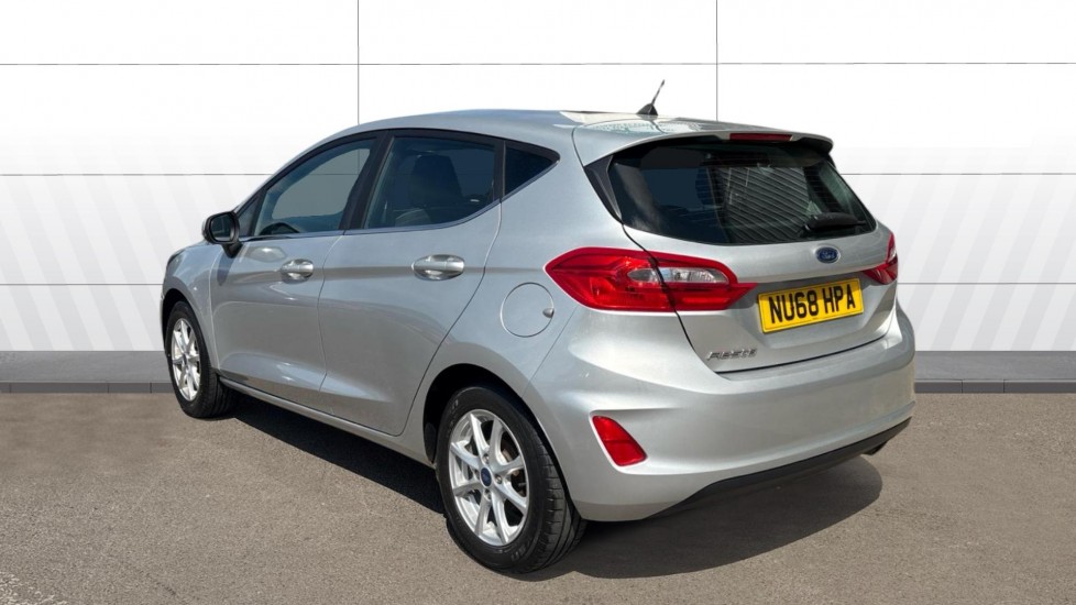 Ford Fiesta 1.0 EcoBoost Zetec 5dr Petrol Hatchback - Image 2