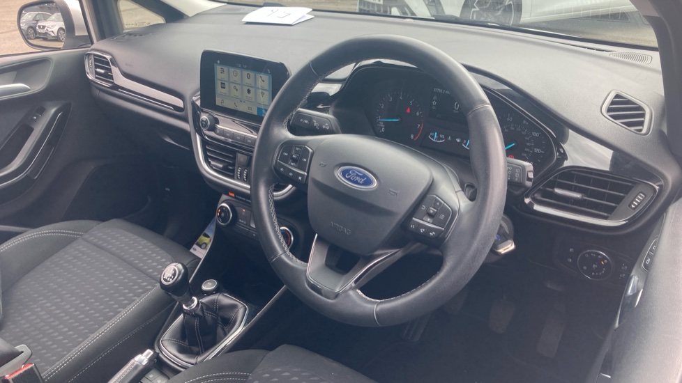 Ford Fiesta 1.0 EcoBoost Zetec 5dr Petrol Hatchback - Image 11