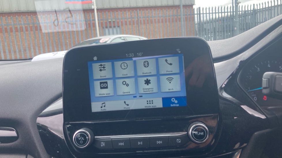 Ford Fiesta 1.0 EcoBoost Zetec 5dr Petrol Hatchback - Image 12